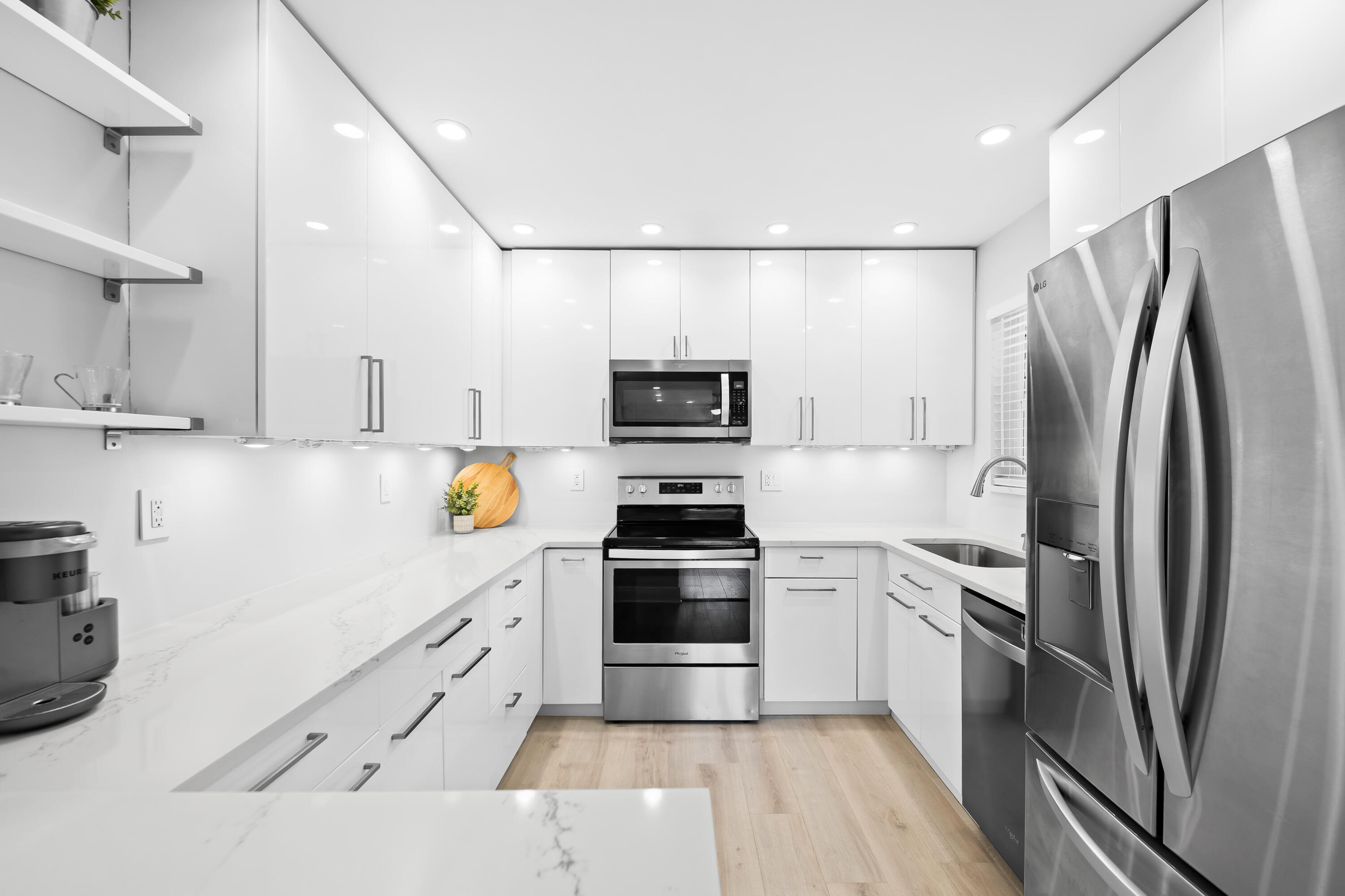 BAYWOOD VILLAGE II-D CONDO - Residential