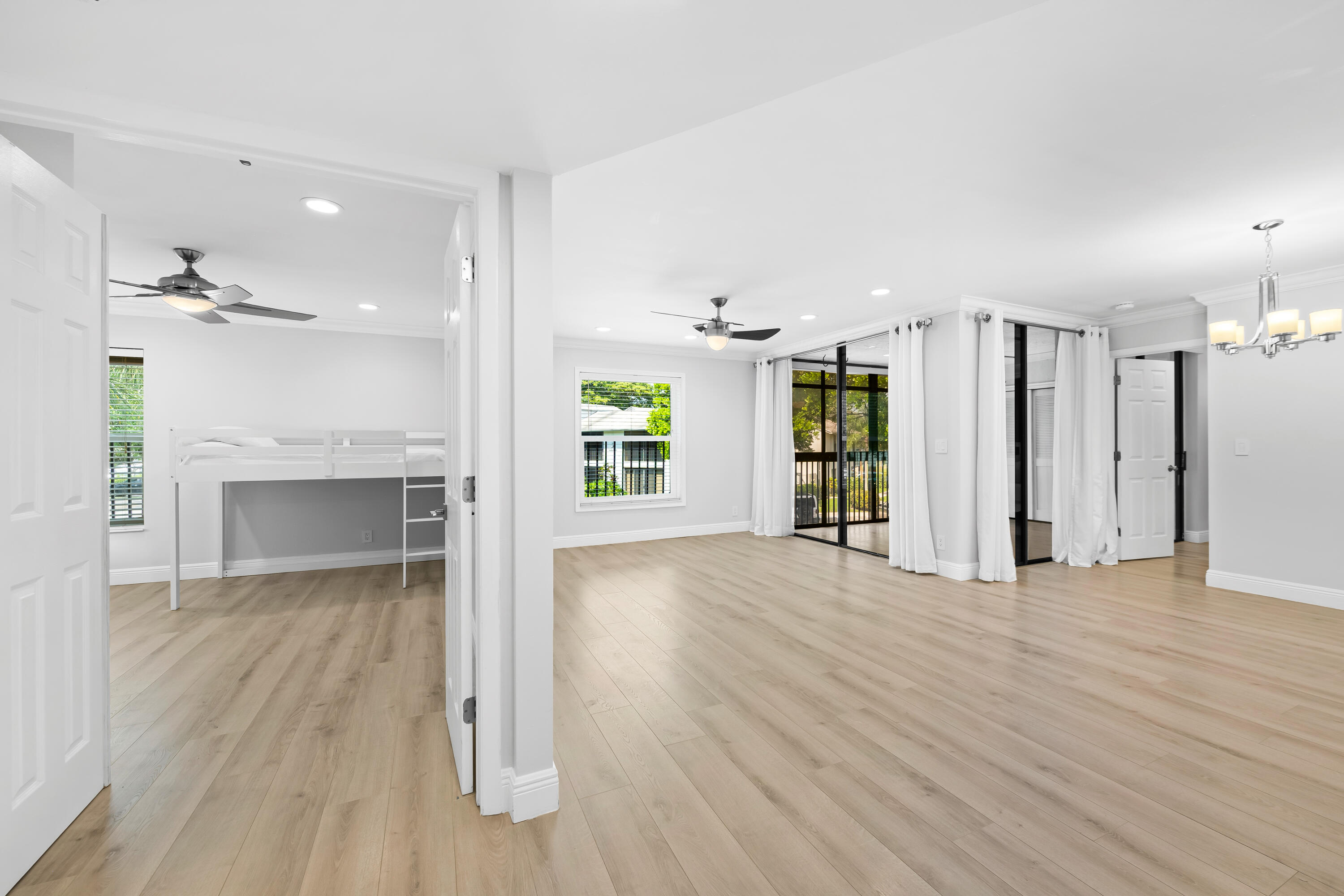 BAYWOOD VILLAGE II-D CONDO - Residential