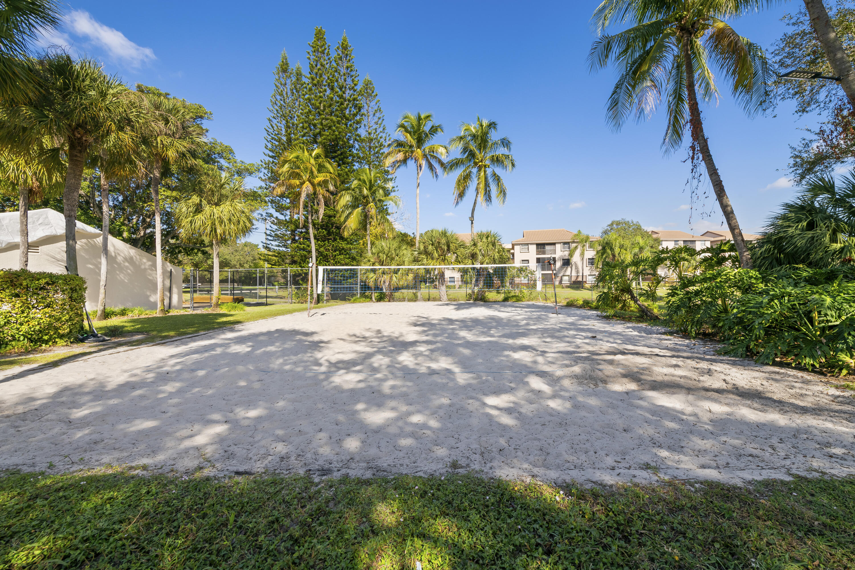 BAYWOOD VILLAGE II-D CONDO - Residential