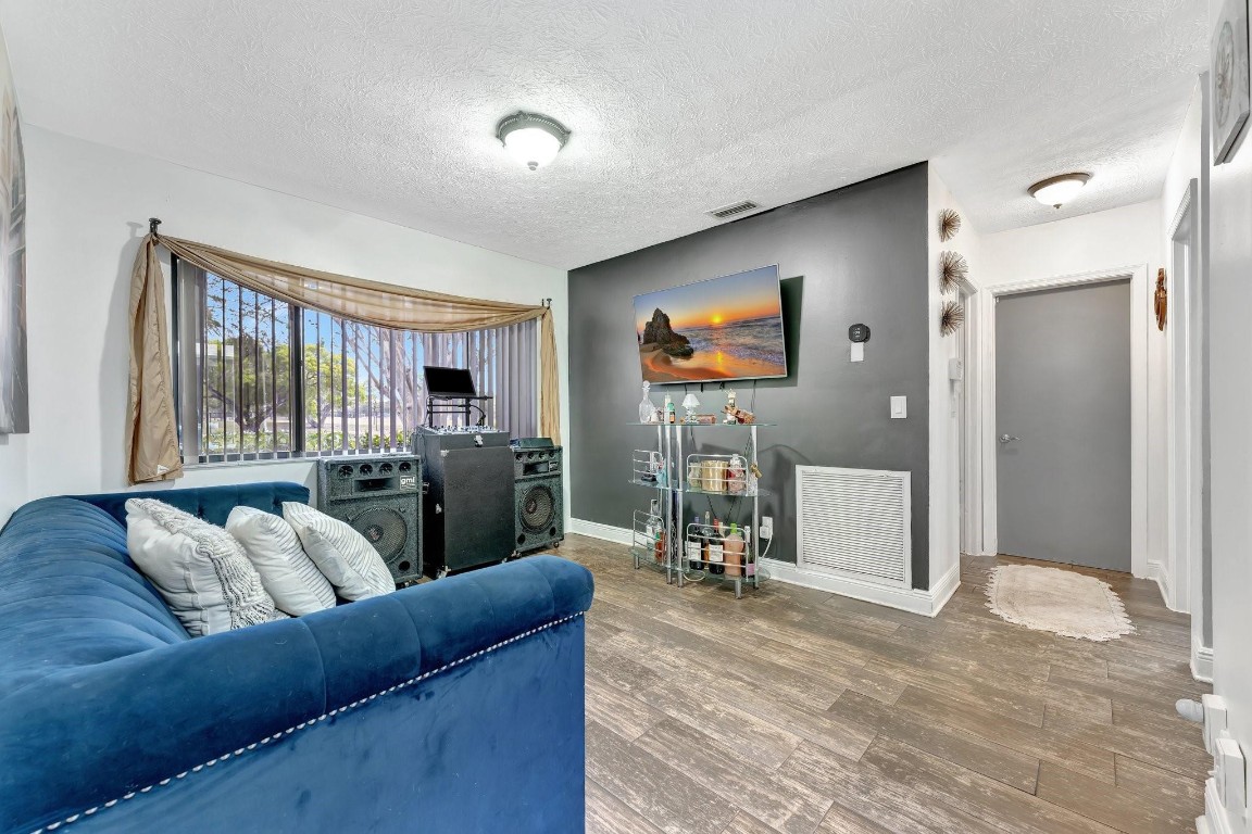 Plantation Isles Sec 3 51 - Residential