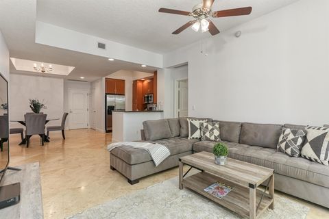 701 S Olive Avenue 805 West Palm Beach FL 33401