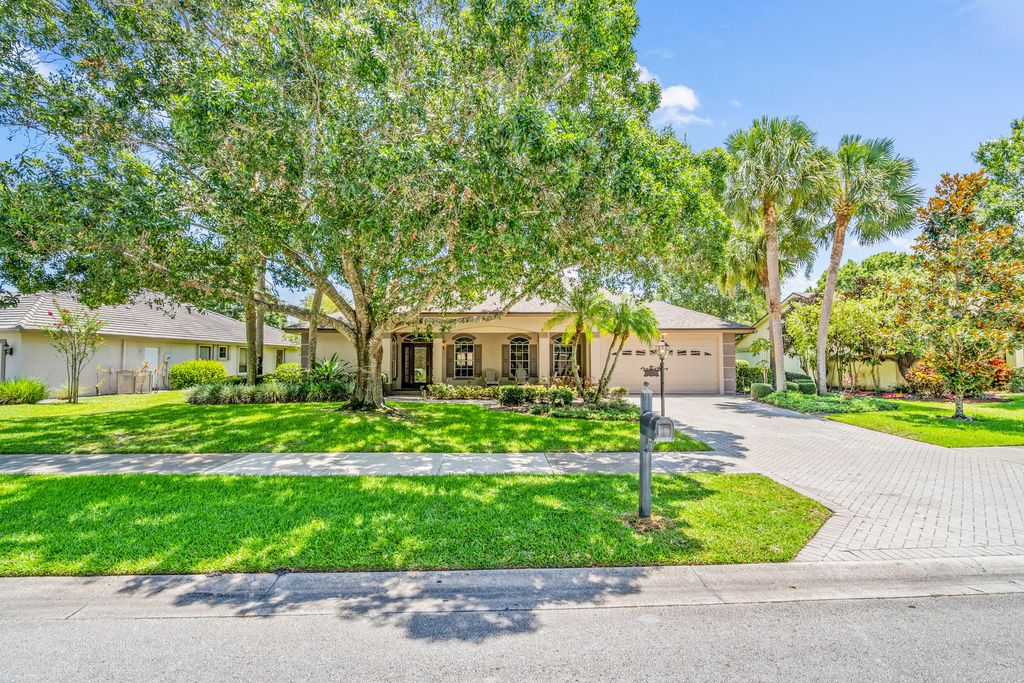 Photo of 2072 SW Danforth Circle, Palm City, FL 34990 (MLS # R10809697)