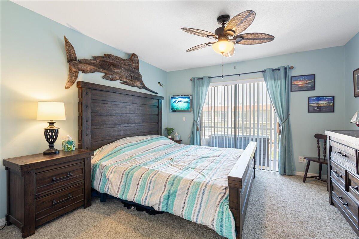 LA ENTRADA DEL MAR CONDOM - Residential