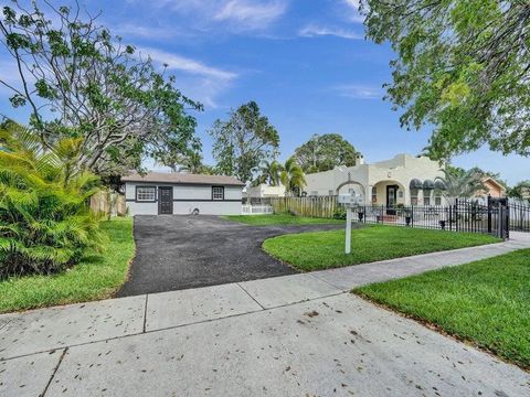 5604 Garden Avenue West Palm Beach FL 33405