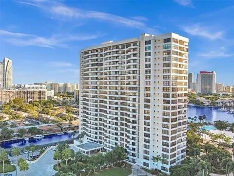 Olympus Towers and Marina - Residential