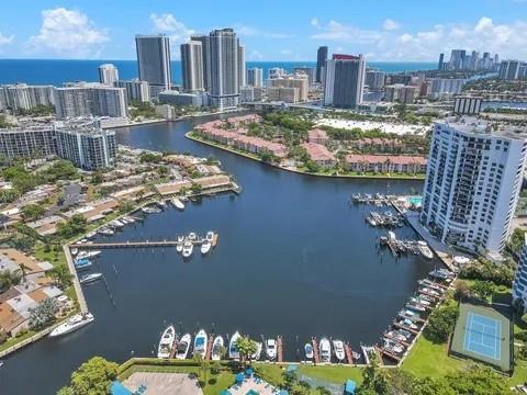 Olympus Towers and Marina - Residential
