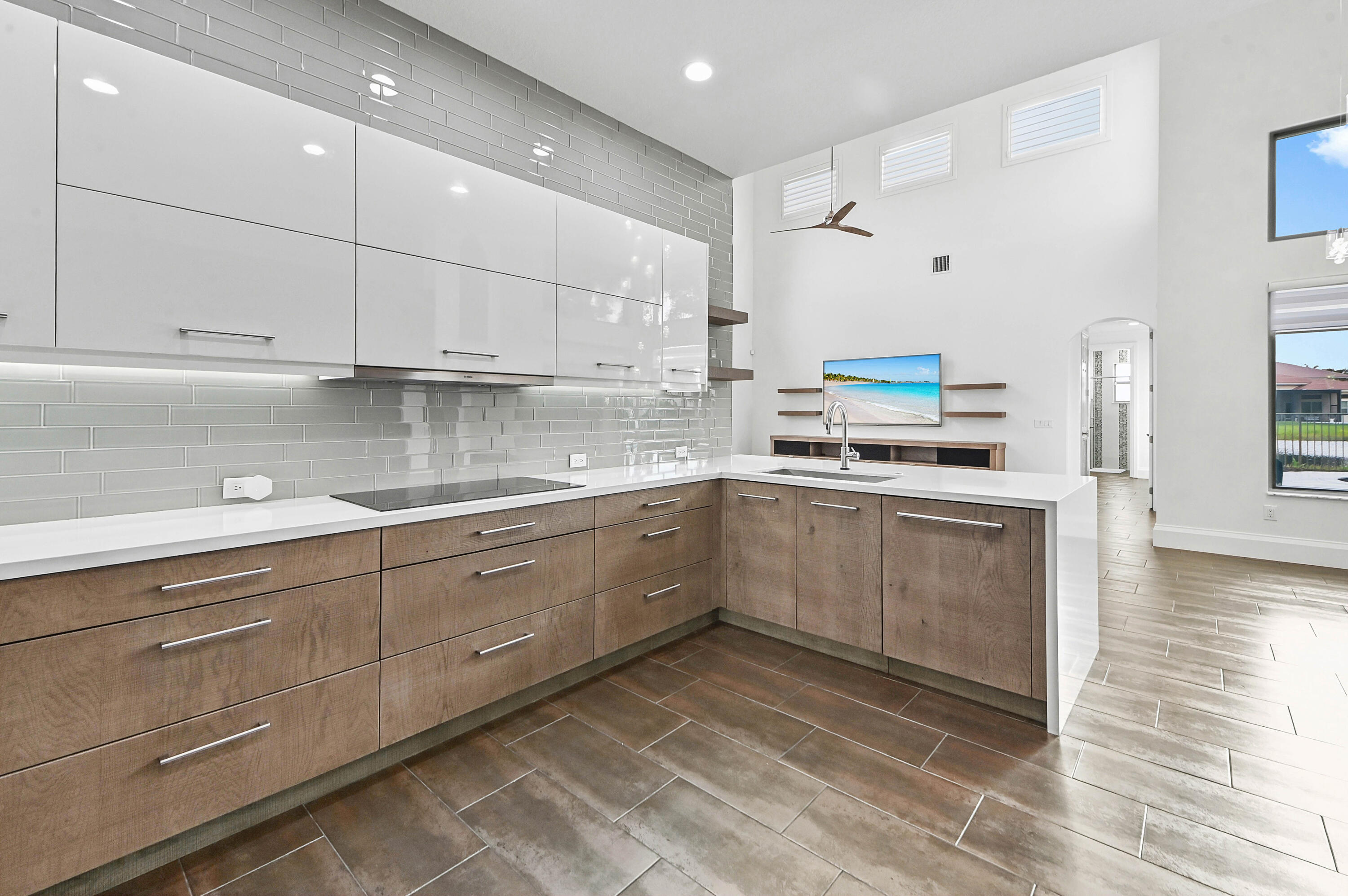 CANYON ISLES - Residential
