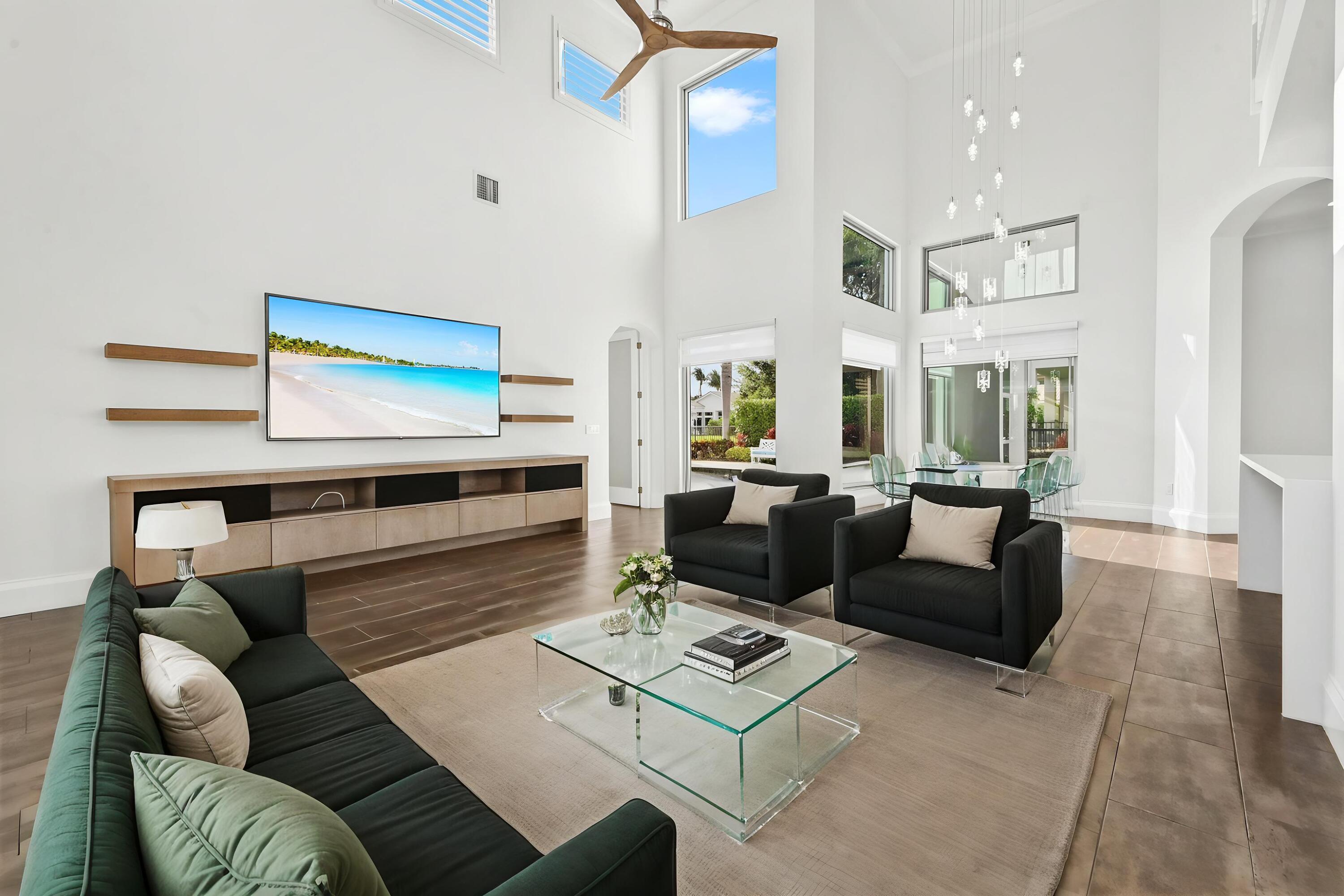 CANYON ISLES - Residential