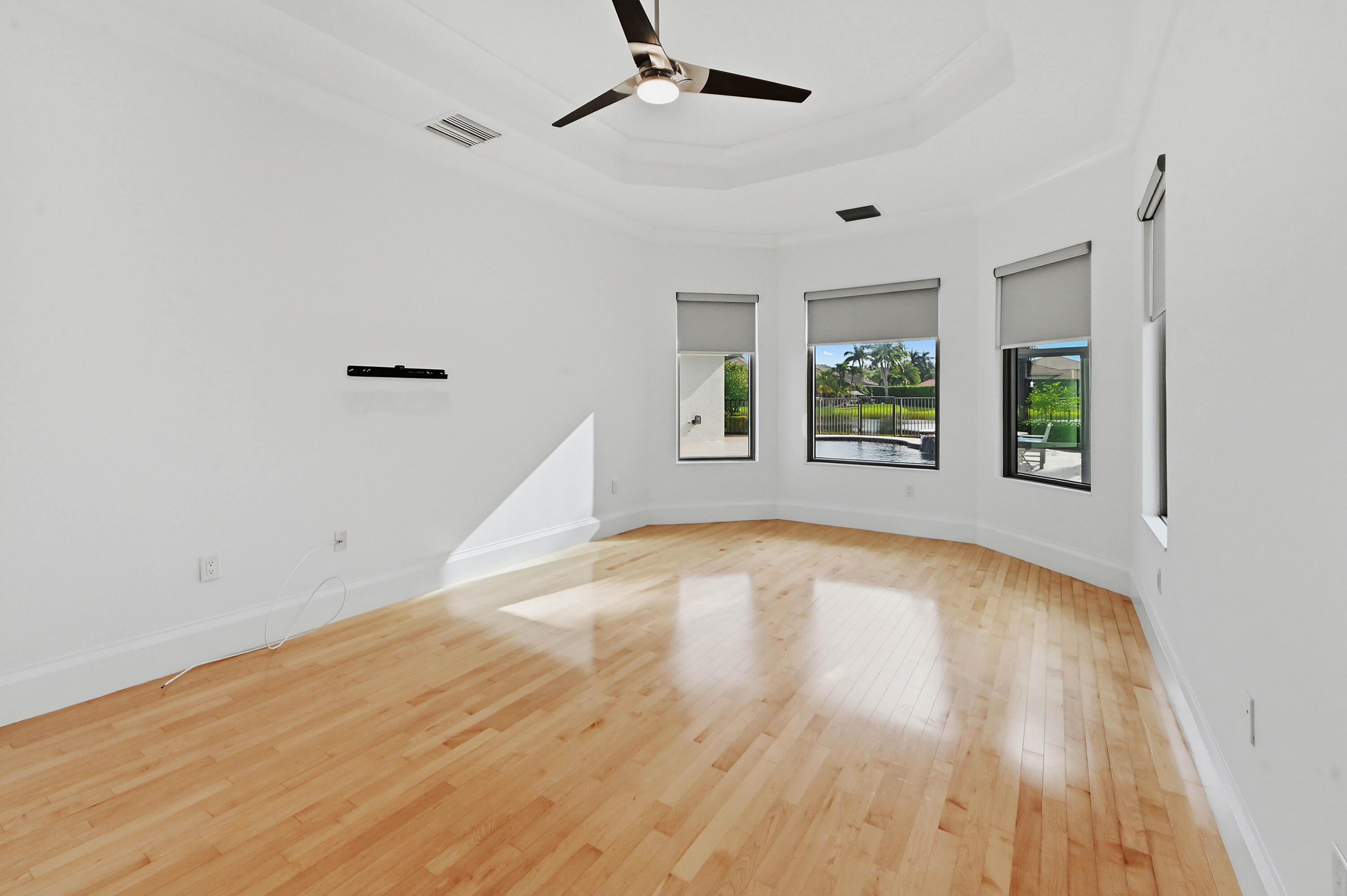 CANYON ISLES - Residential