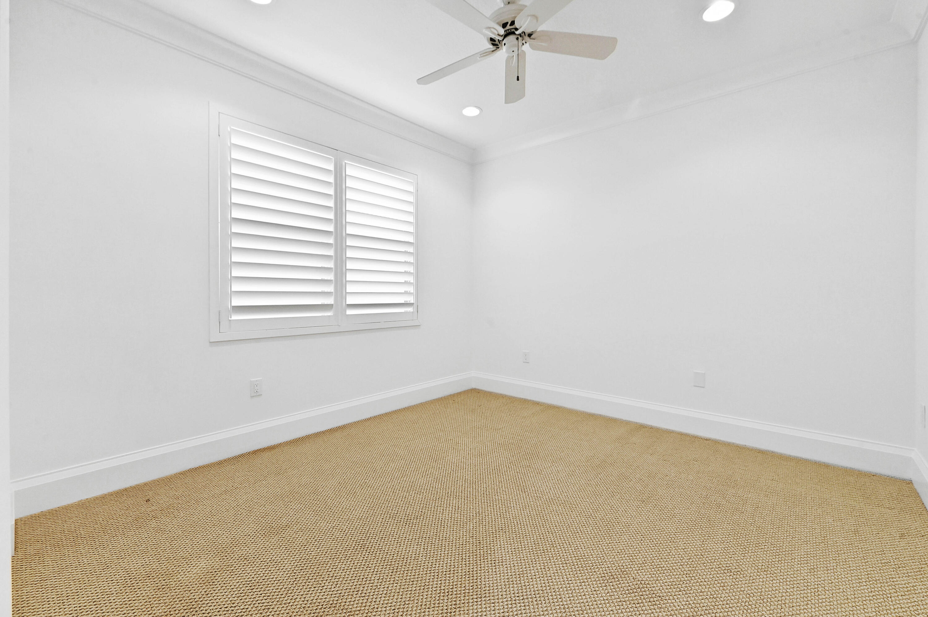 CANYON ISLES - Residential