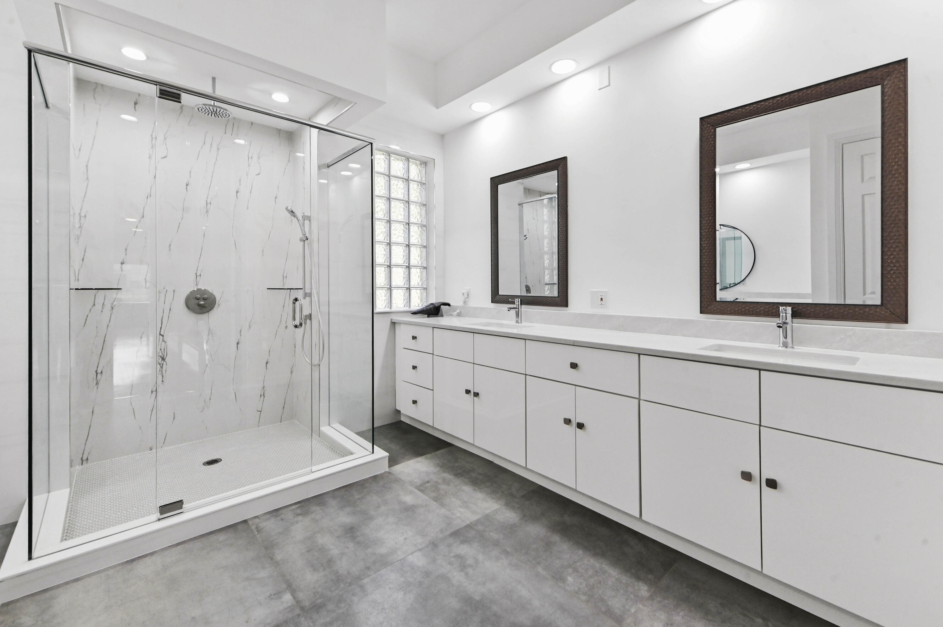 CANYON ISLES - Residential