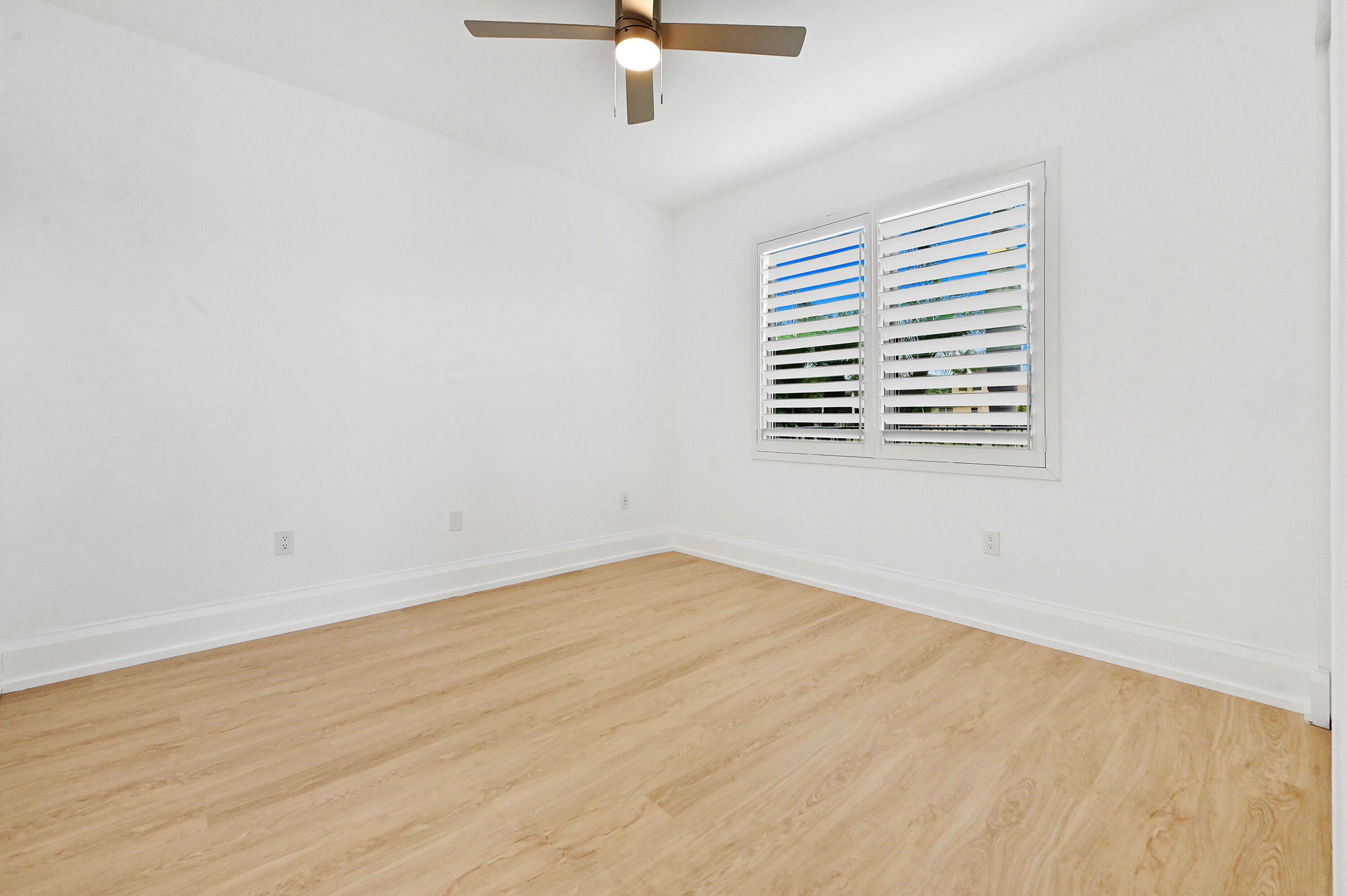 CANYON ISLES - Residential