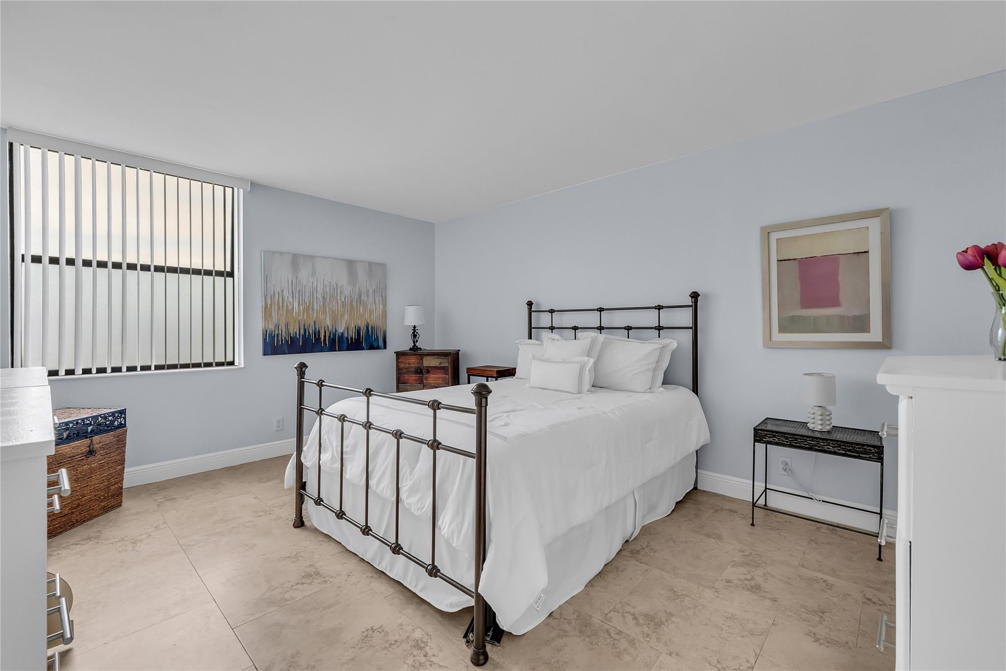 Lake Emerald - Residential