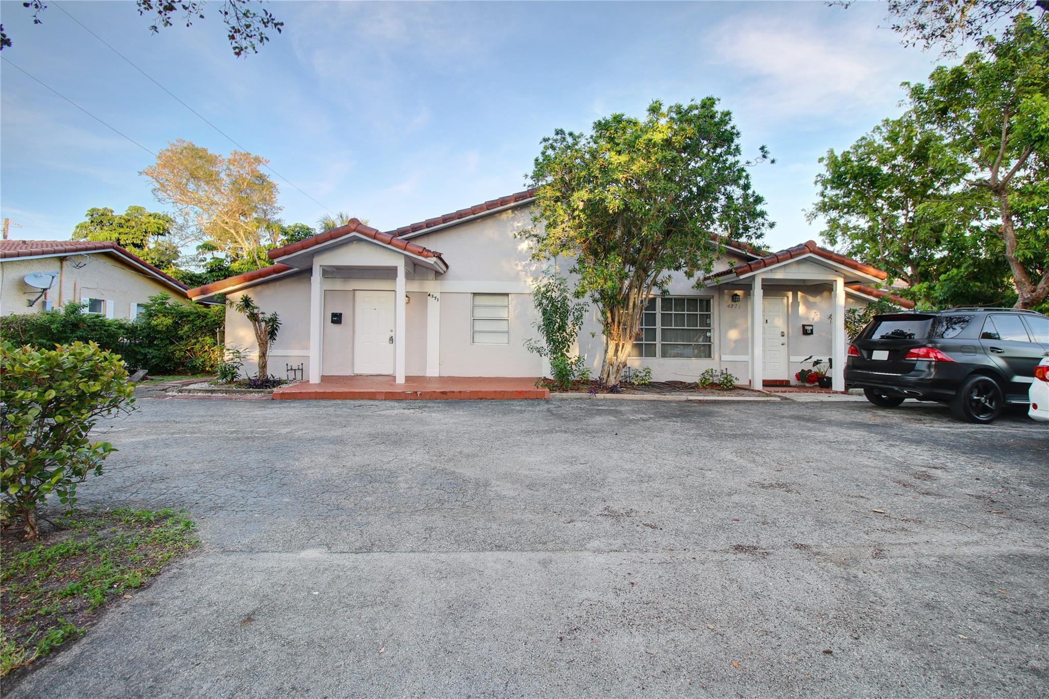 4371 NW 80th Ave