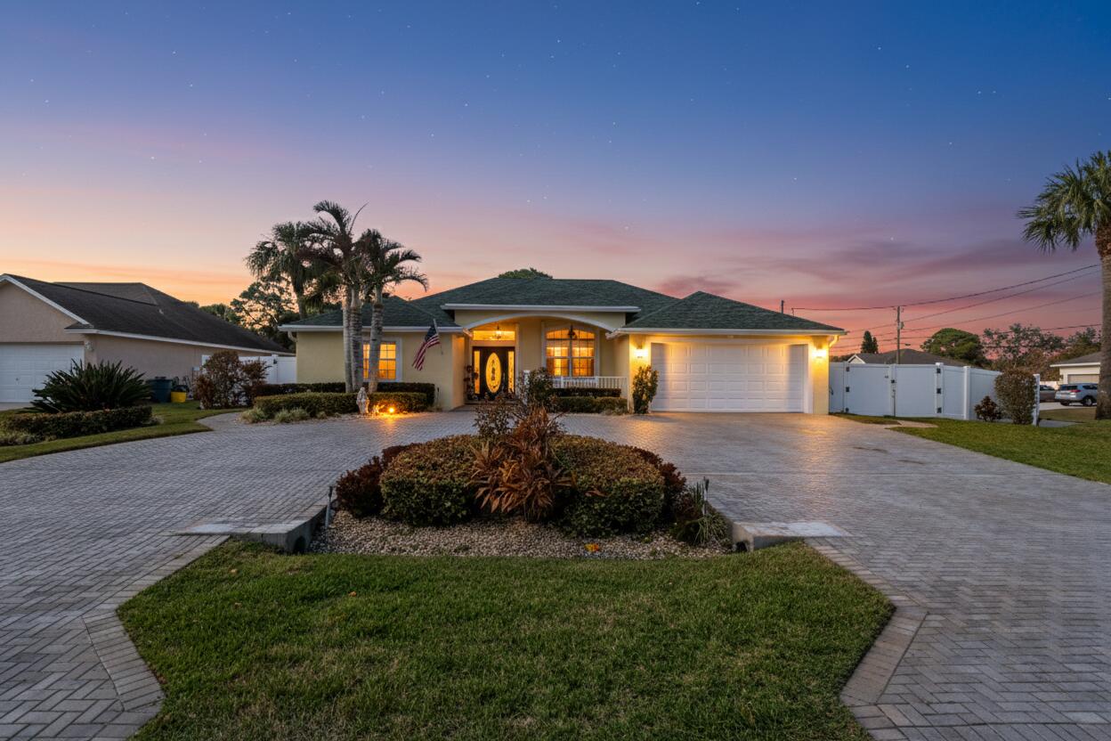 2092 SW Villanova Road