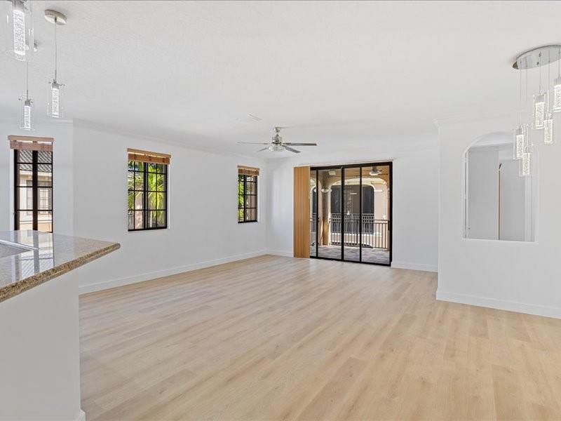 COURTSIDE AT WESTON HILLS - Residential Lease