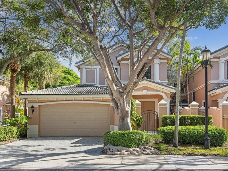 COURTSIDE AT WESTON HILLS - Residential Lease