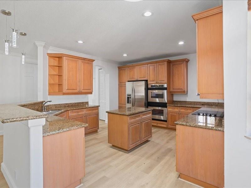 COURTSIDE AT WESTON HILLS - Residential Lease