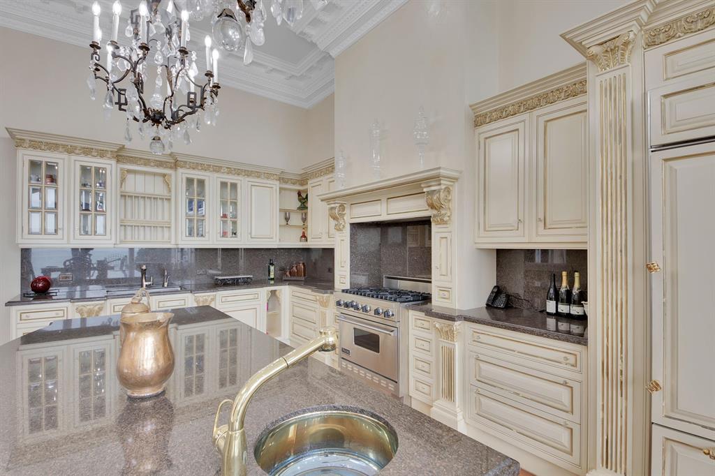 OCEAN PLACE ESTATES - Residential