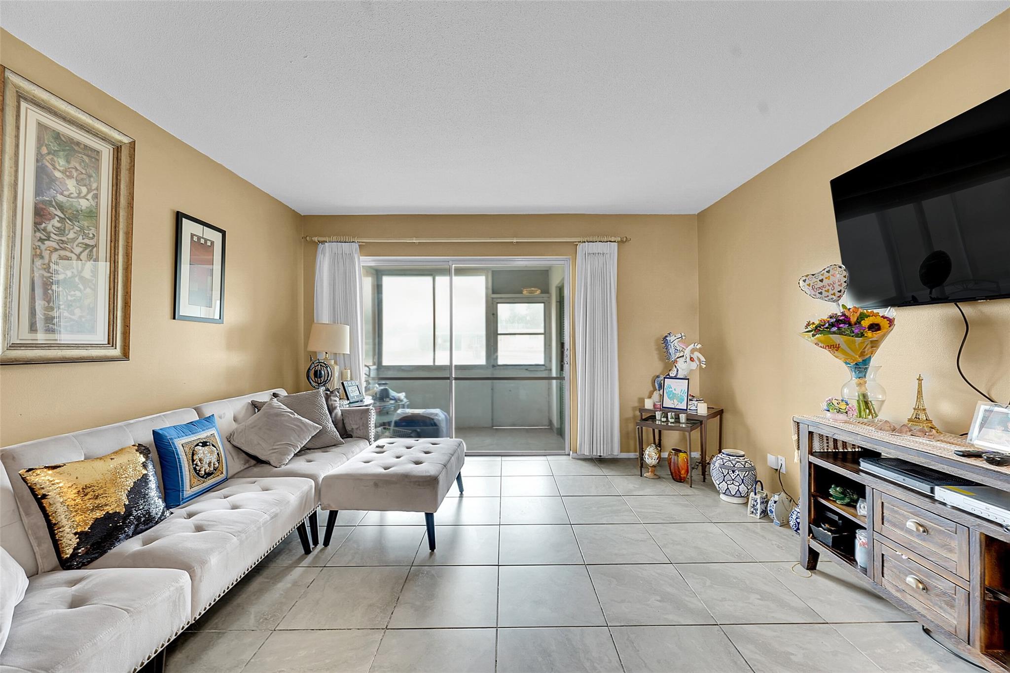 Cresthaven Ashley - Residential Lease