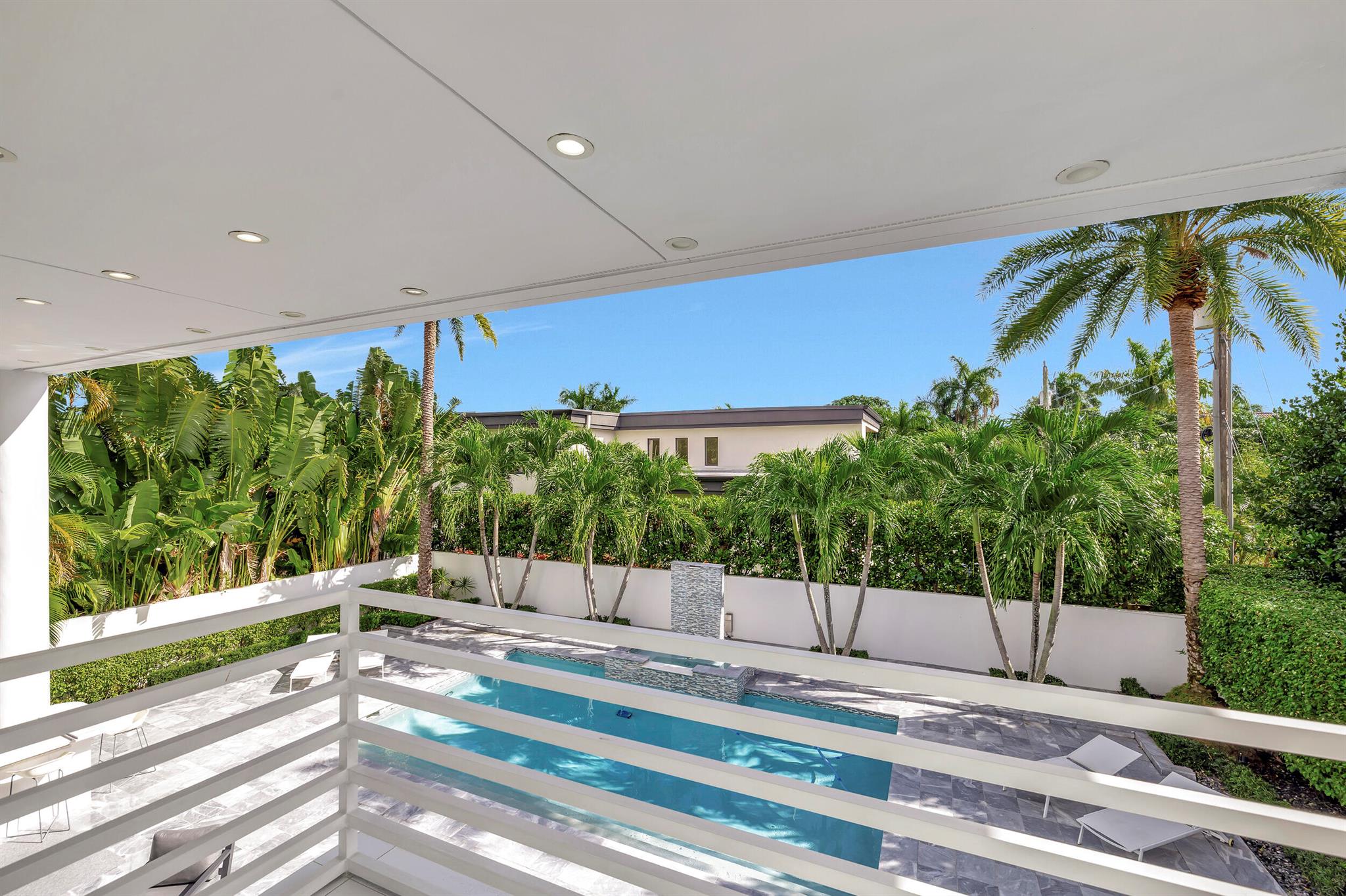 KINGS COURT - Residential