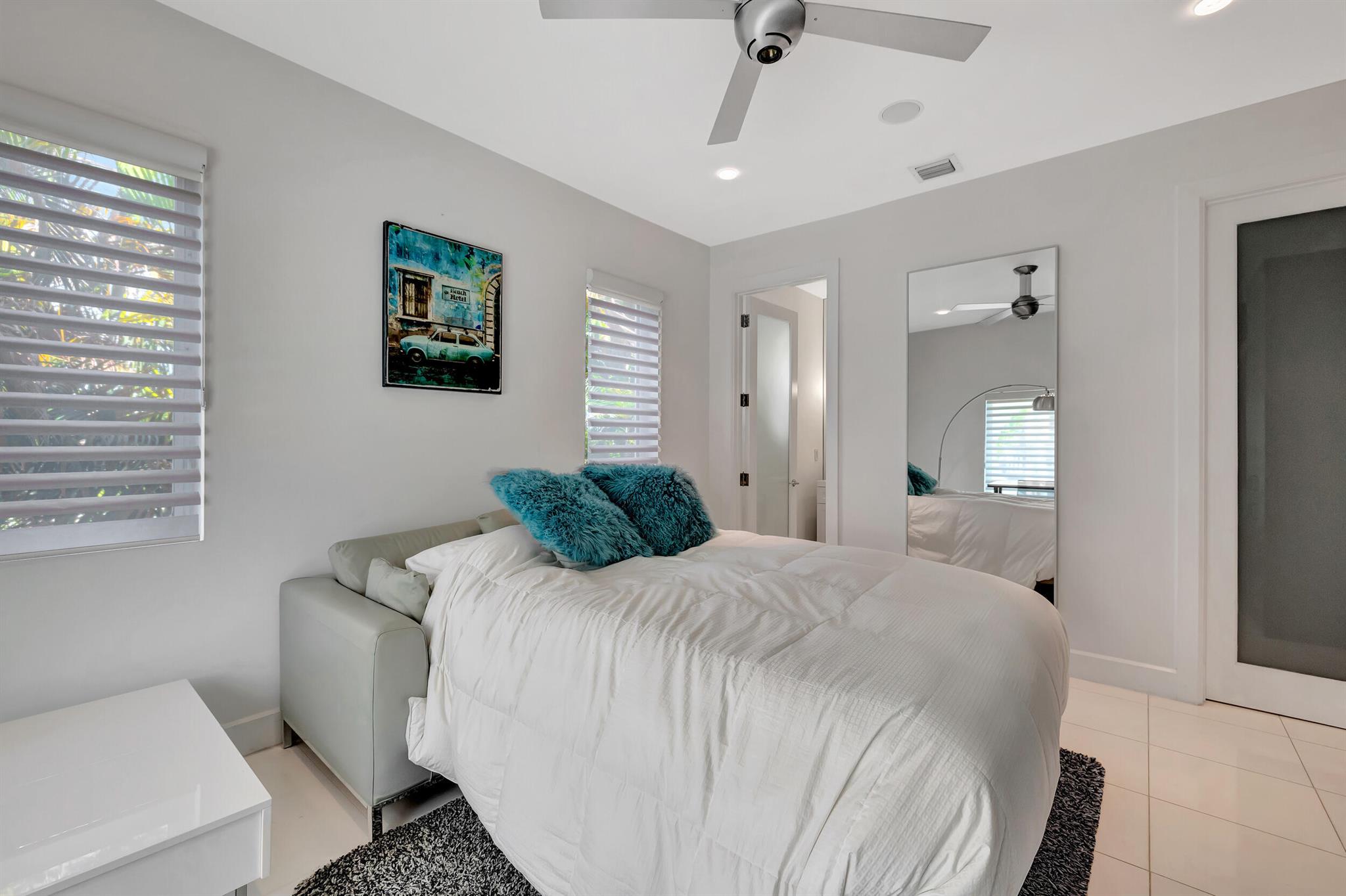 KINGS COURT - Residential