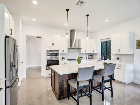 Tiny photo for 10423 COBALT Court, Parkland, FL 33076 (MLS # B26065310)