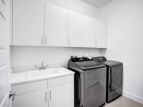 Tiny photo for 10423 COBALT Court, Parkland, FL 33076 (MLS # B26065310)