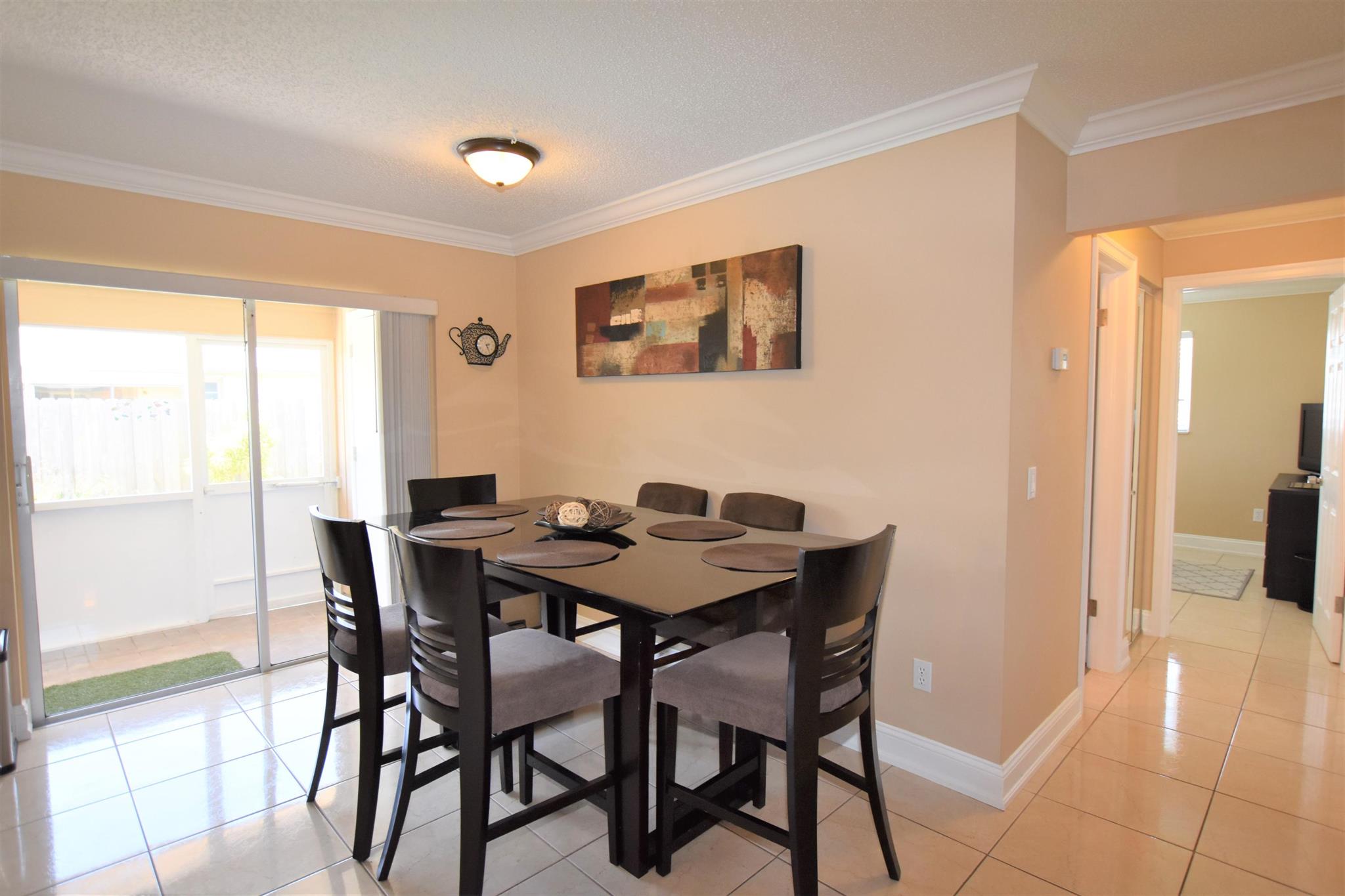 PINECREST CONDO - Residential Lease