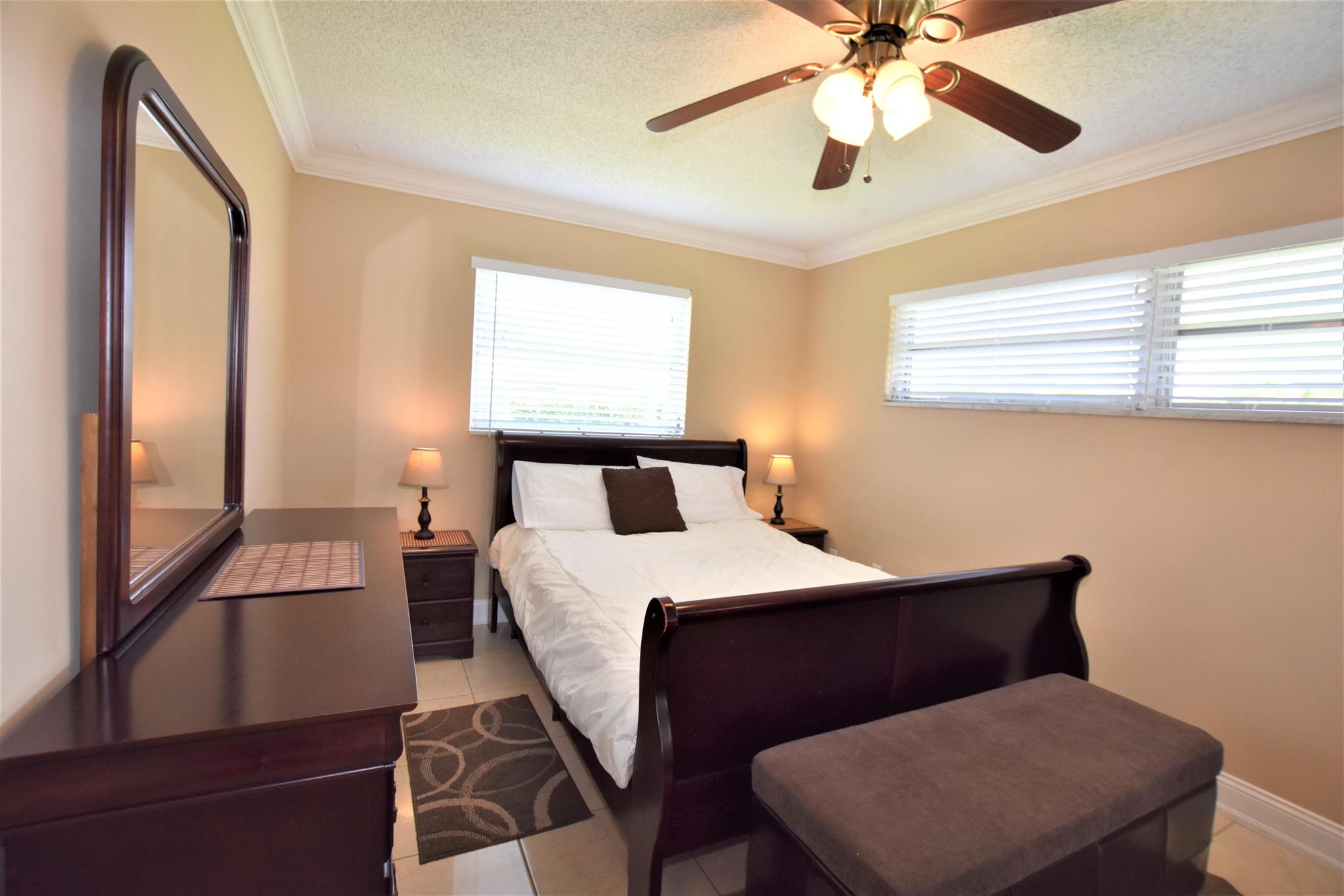 PINECREST CONDO - Residential Lease