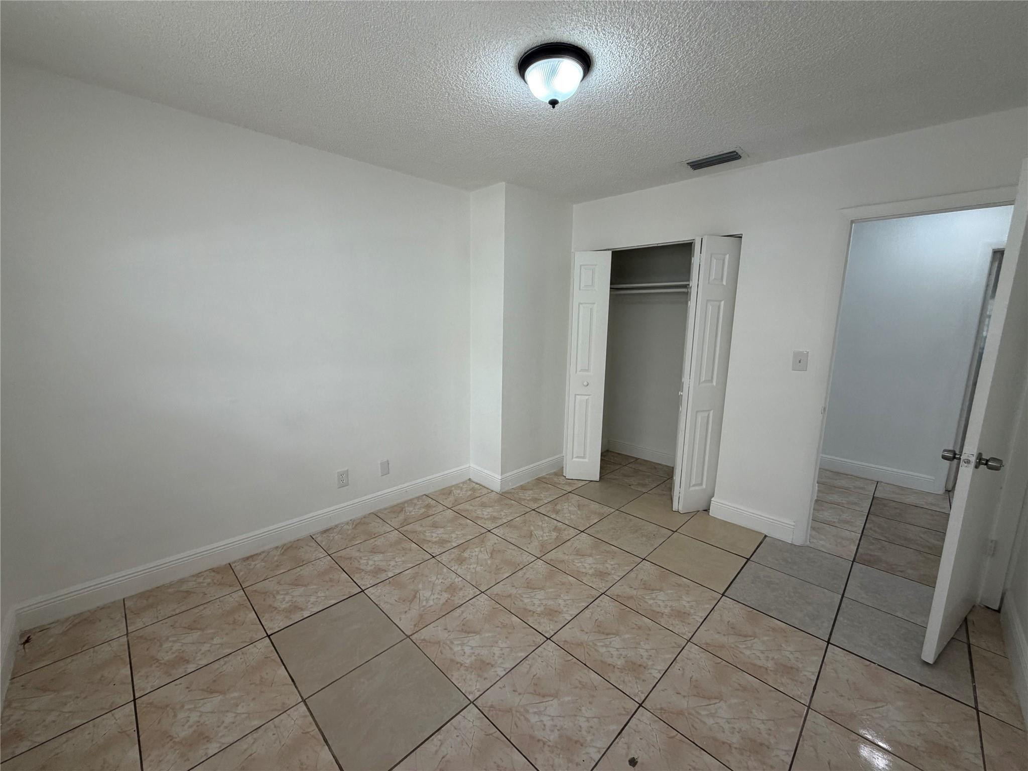 Town Of Modelo Dania B-49 - Residential