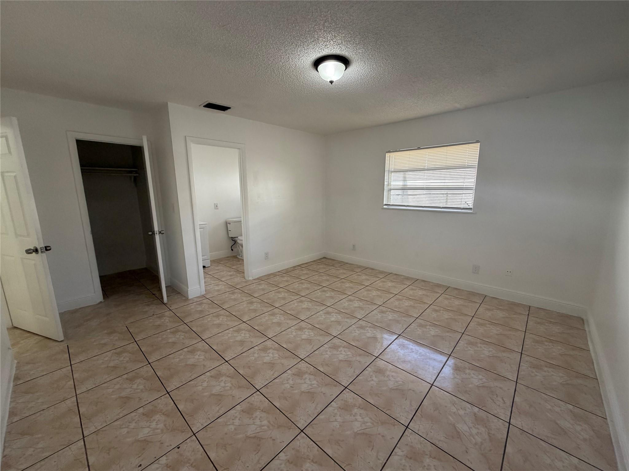 Town Of Modelo Dania B-49 - Residential