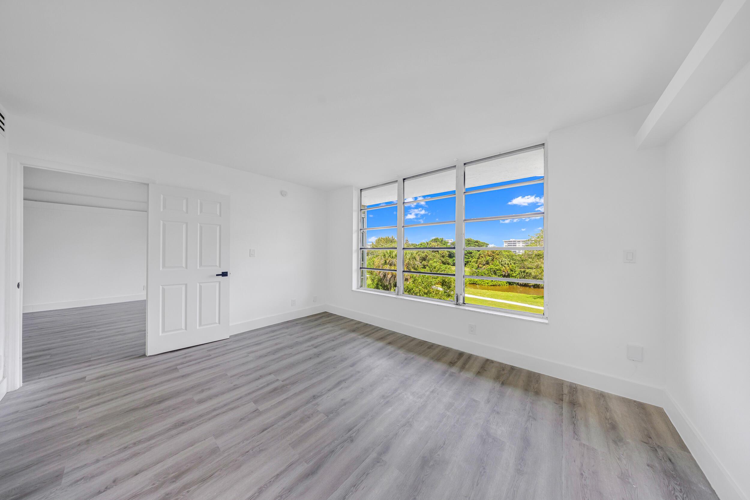 NO 35 PALM-AIRE COUNTRY CLUB - Residential Lease