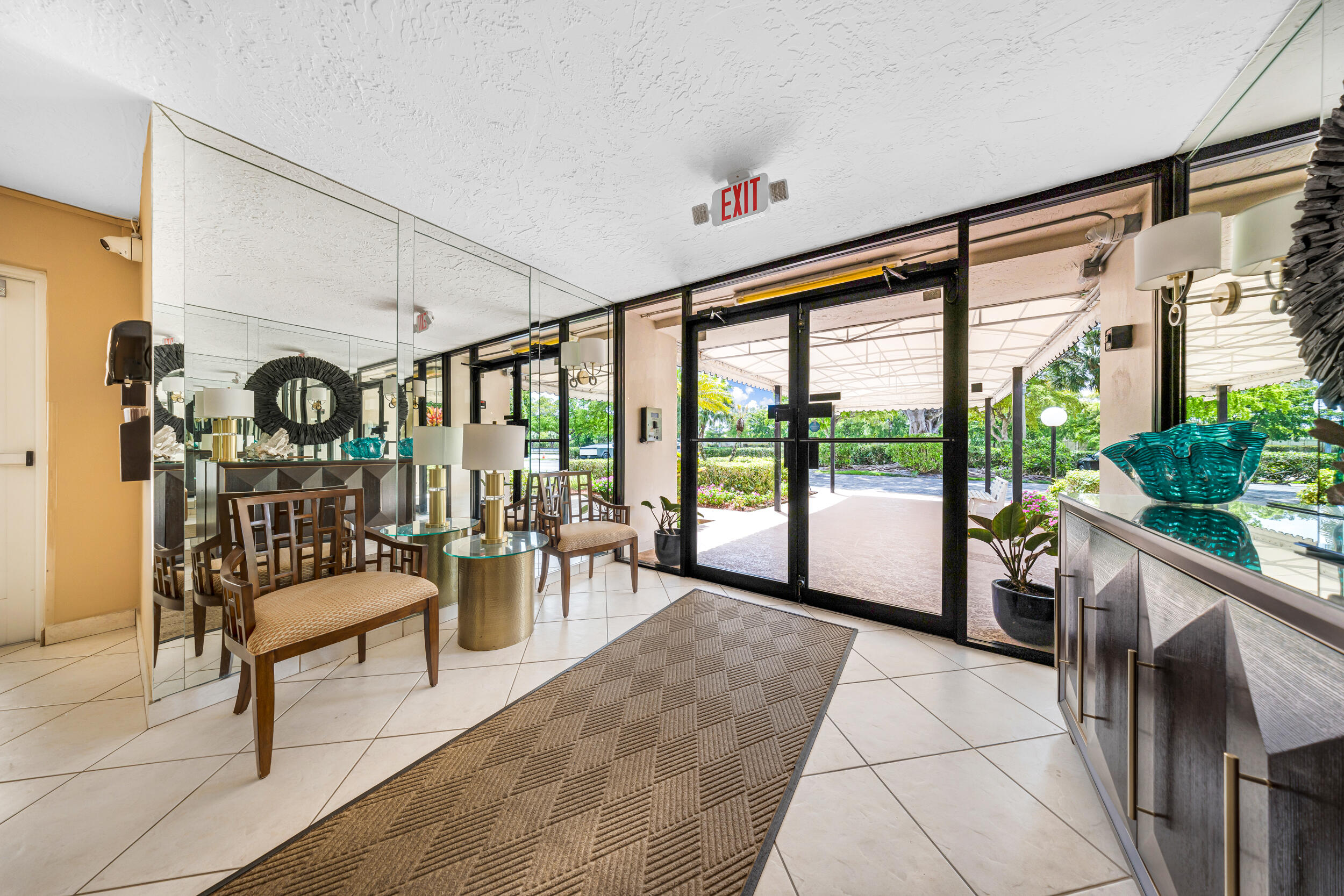 NO 35 PALM-AIRE COUNTRY CLUB - Residential Lease