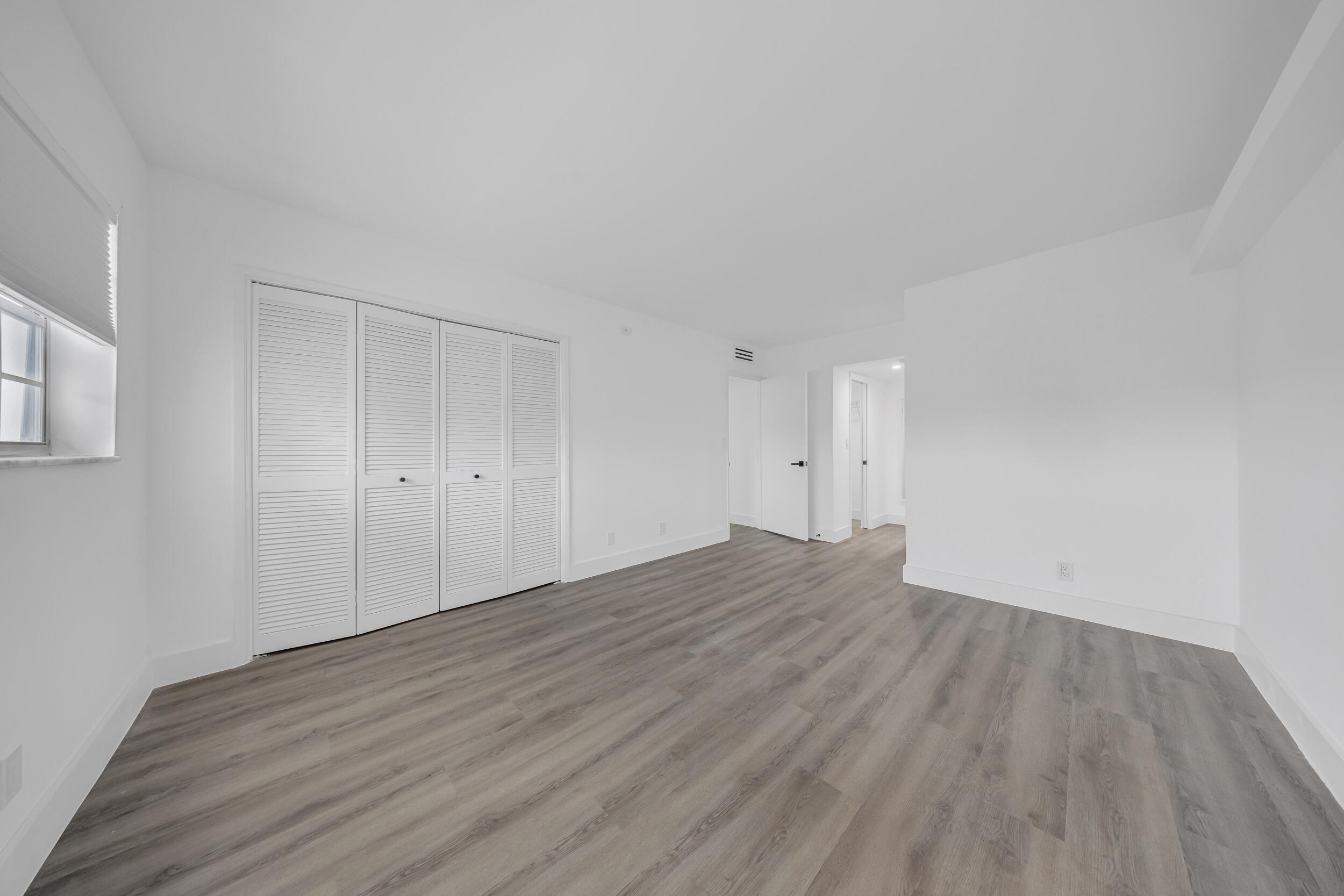 NO 35 PALM-AIRE COUNTRY CLUB - Residential Lease