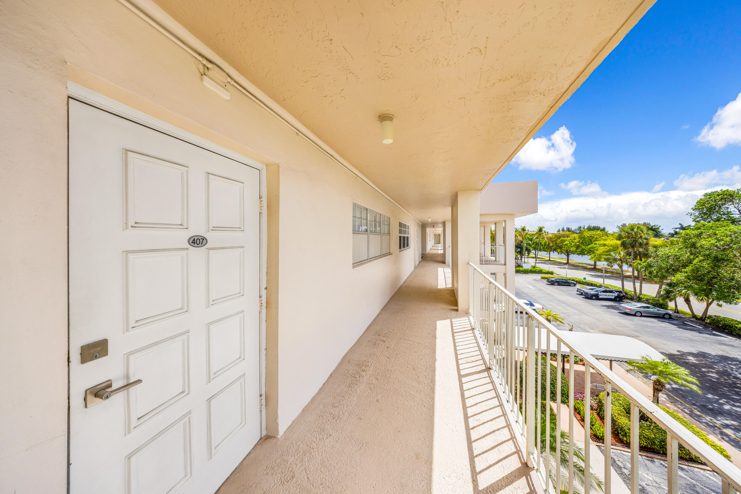 NO 35 PALM-AIRE COUNTRY CLUB - Residential Lease