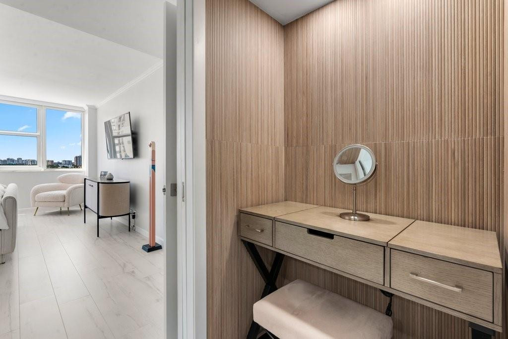 Parker Plaza Condo Estate - Residential Lease