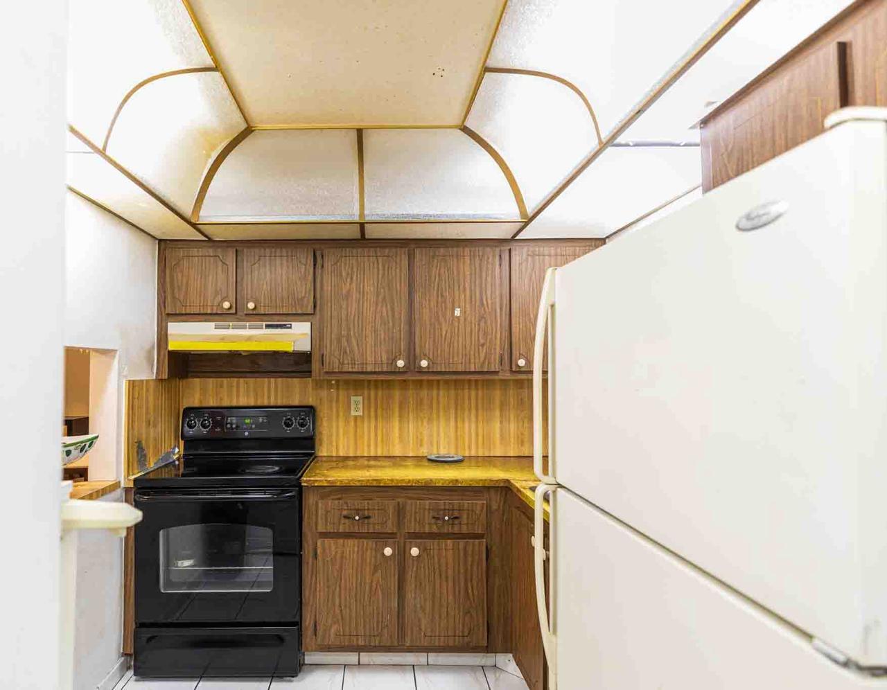 SUNRISE LAKES 90 CONDO - Residential