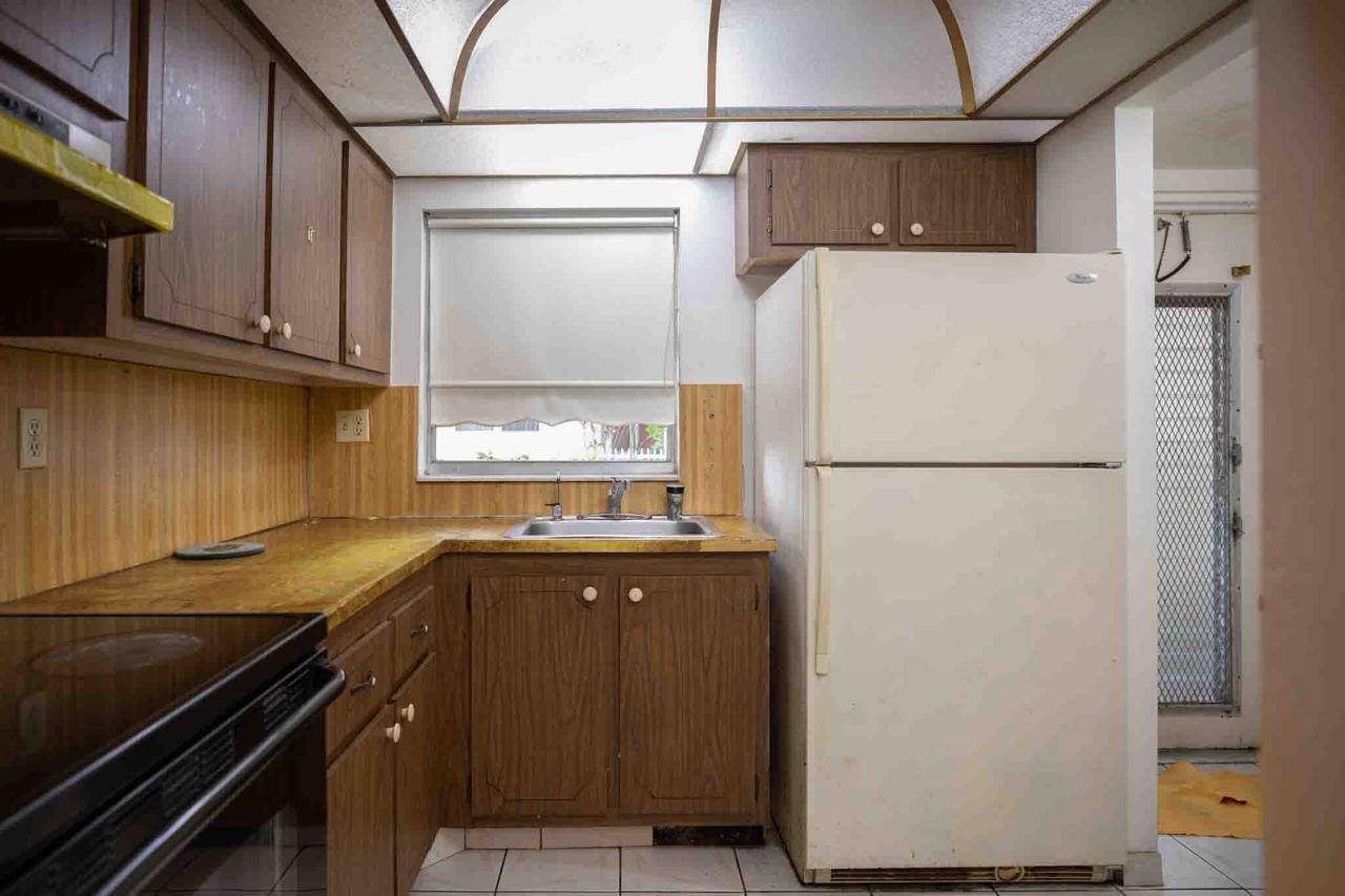 SUNRISE LAKES 90 CONDO - Residential