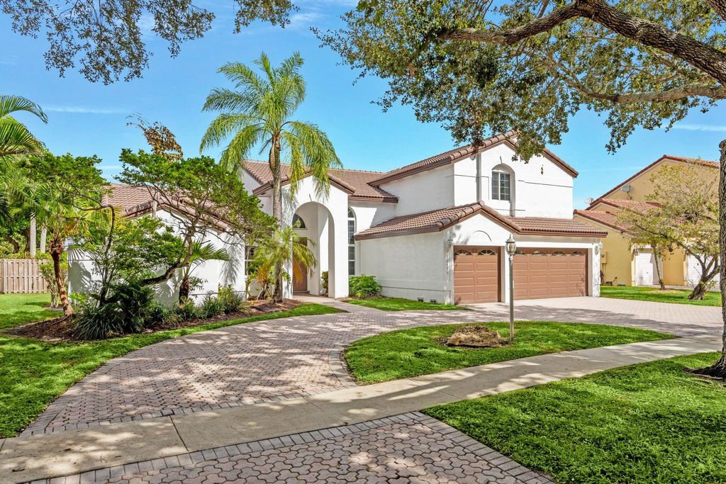 Photo of 10475 Bermuda Drive, Cooper City, FL 33026 (MLS # F10533990)