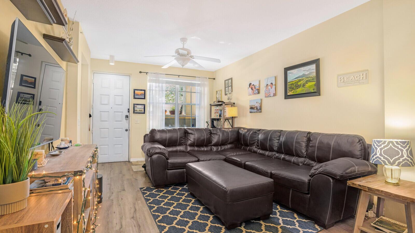 1140 University Boulevard 10