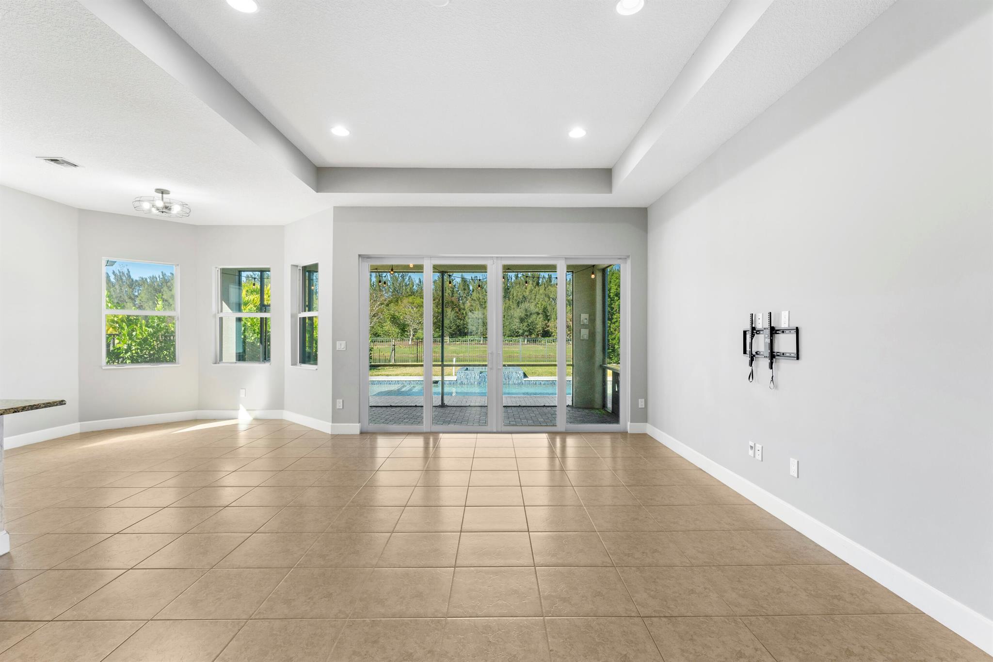 MEADOWS OF WESTLAKE - Residential Lease