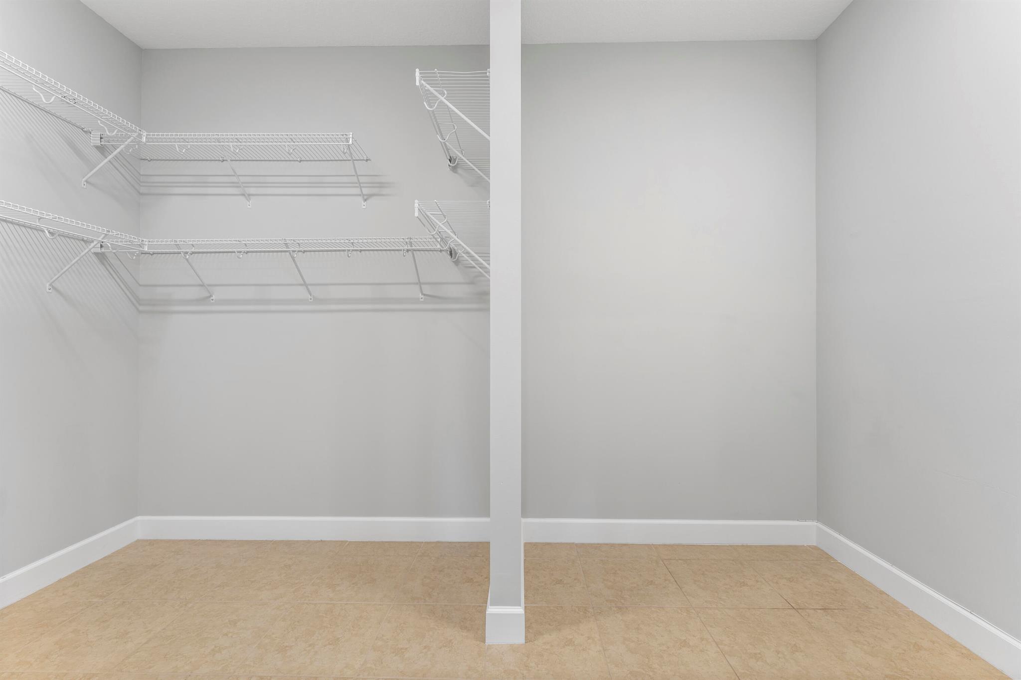 MEADOWS OF WESTLAKE - Residential Lease