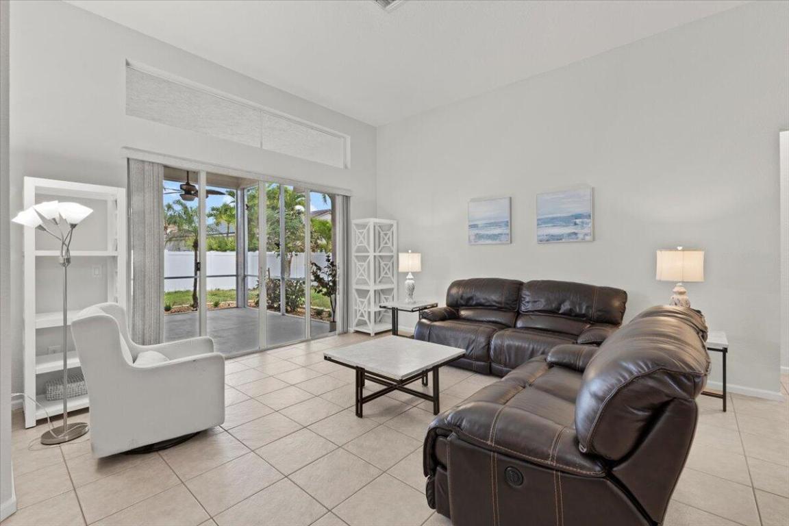 7571 Greenville Circle