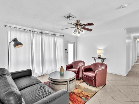 A home in Wilton Manors