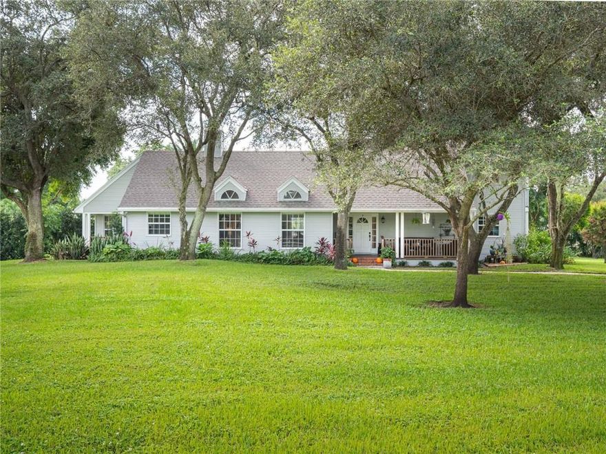 **AMAZING NORTHERN COUNTRY CHARMER! GOURGEOUS SETTING, BEAUTIFULLY PLACED UNDER OAK TREE CANOPY. NESTLED ON 2.13 ACRES. HOME HAS 4 BEDROOMS 3 FULL BATHS TRIPLE SPLIT FLOOR PLAN. FRONT PORCH, WONDERFUL WOOD DECK OUT BACK WITH A FABULOUS GARDEN POOL. ALL OF THIS AND MORE LOCATED IN THE PRESTIGIOUS NEIGHBORHOOD OF SUNSHINE RANCHES.**