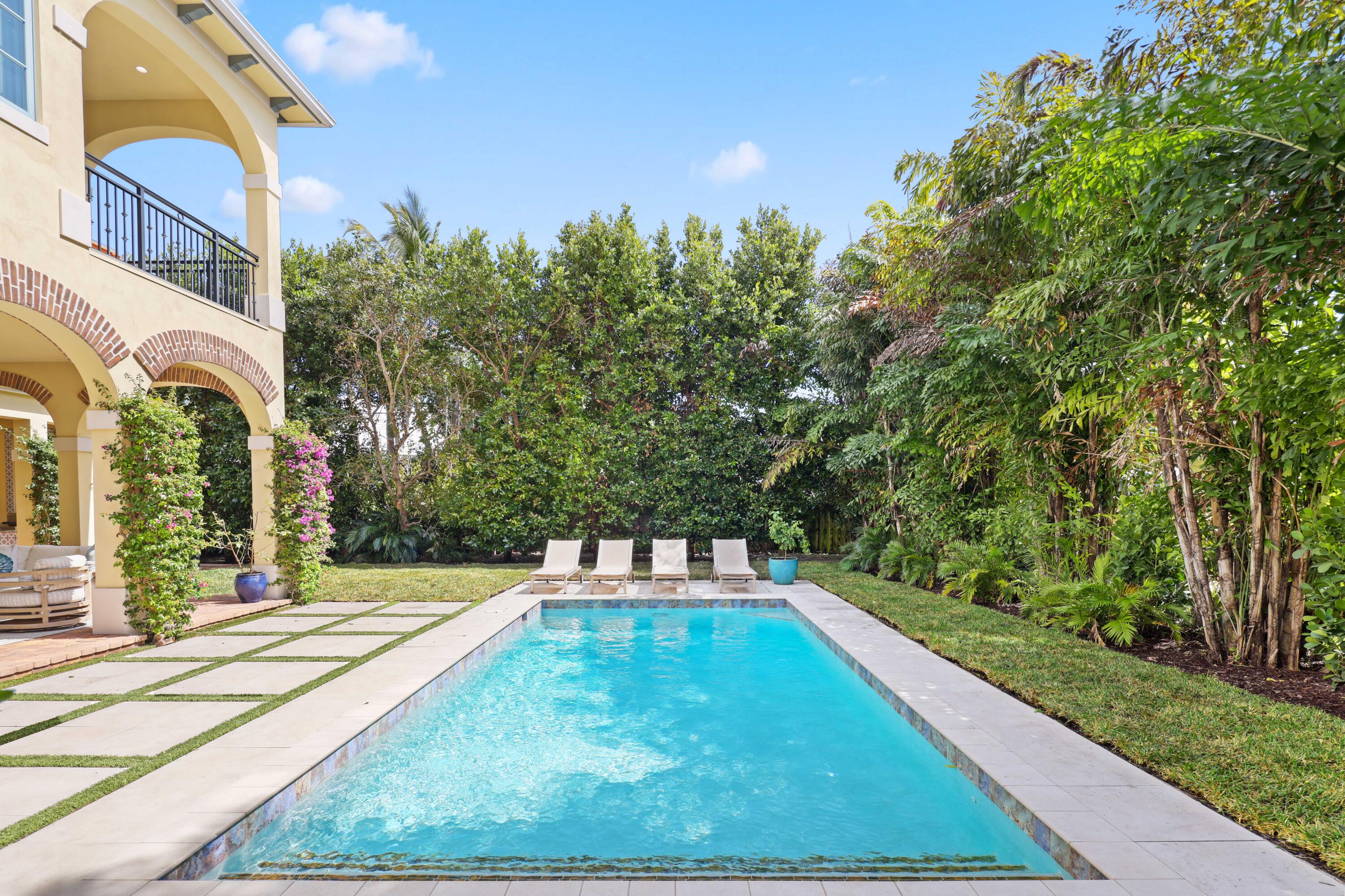 BOCA RATON RIVIERA UNIT C - Residential