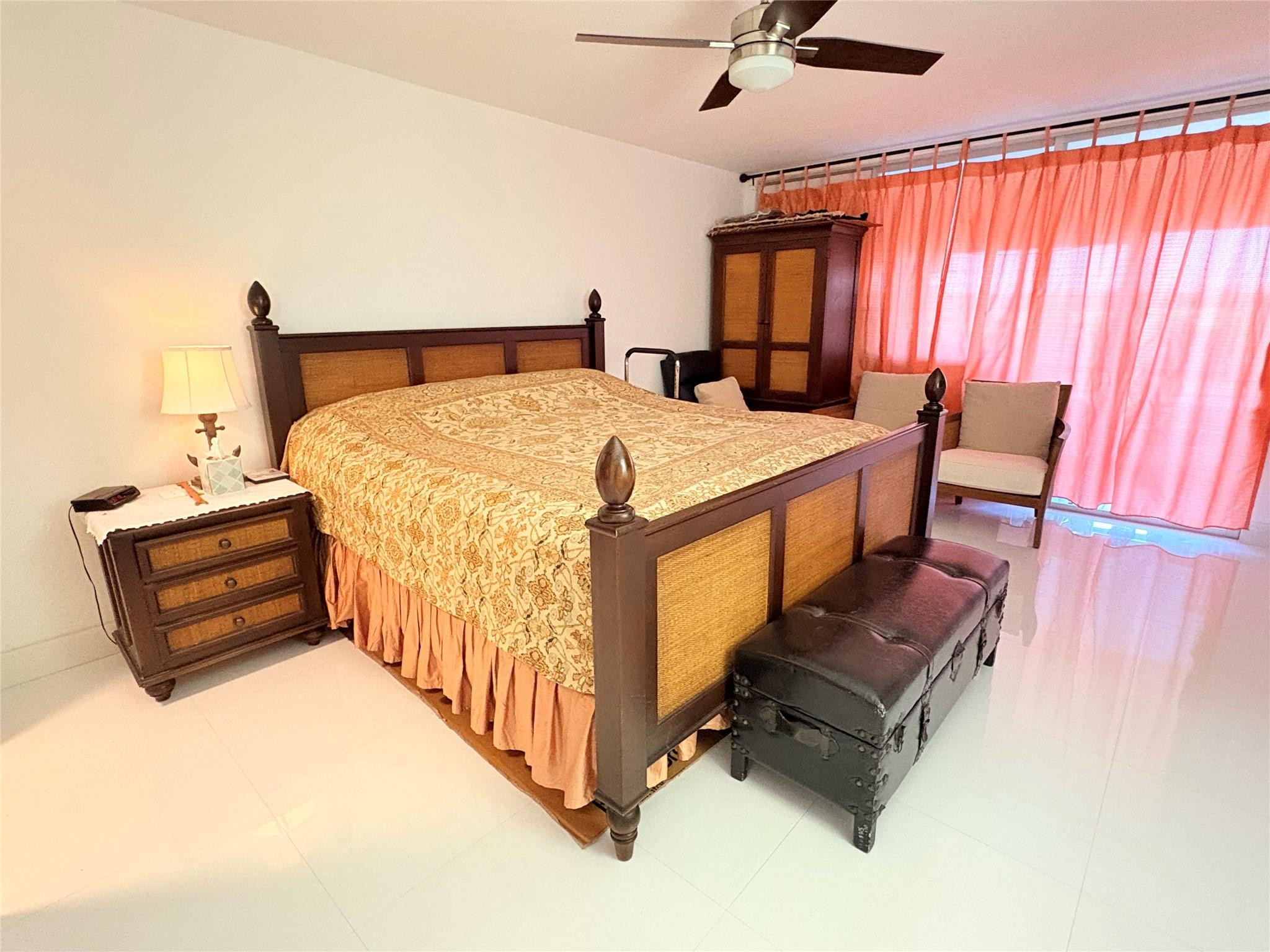 BARWOOD CONDO - Residential