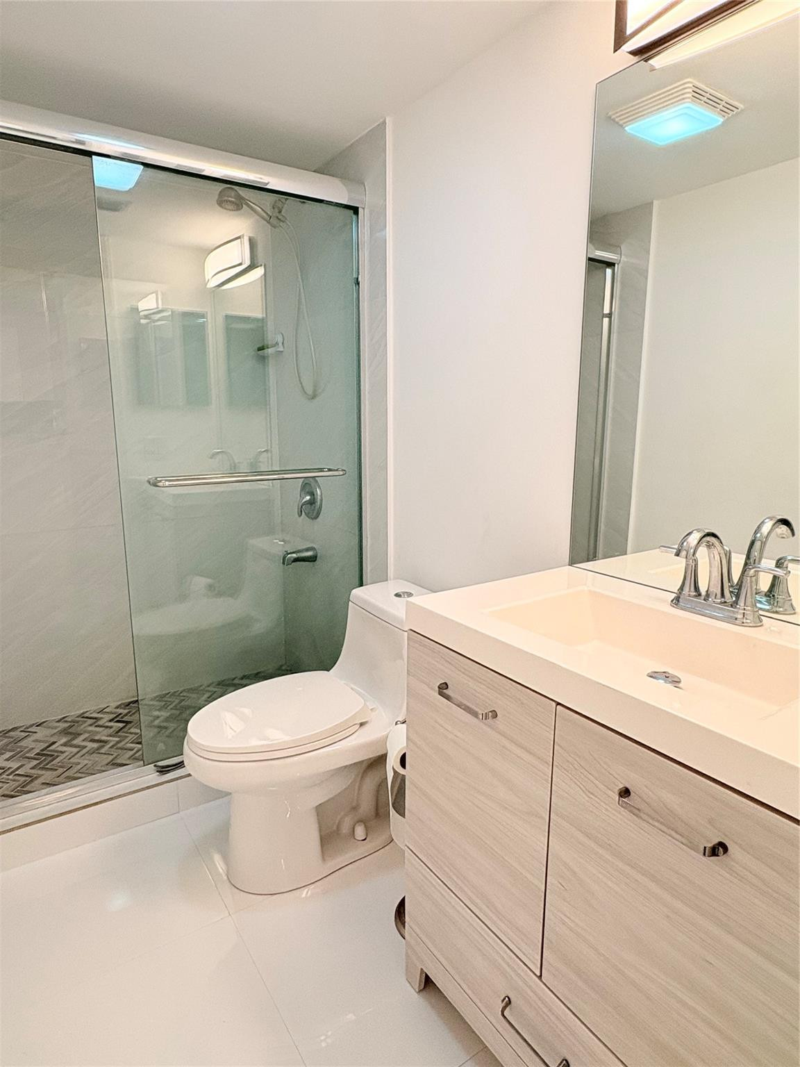 BARWOOD CONDO - Residential