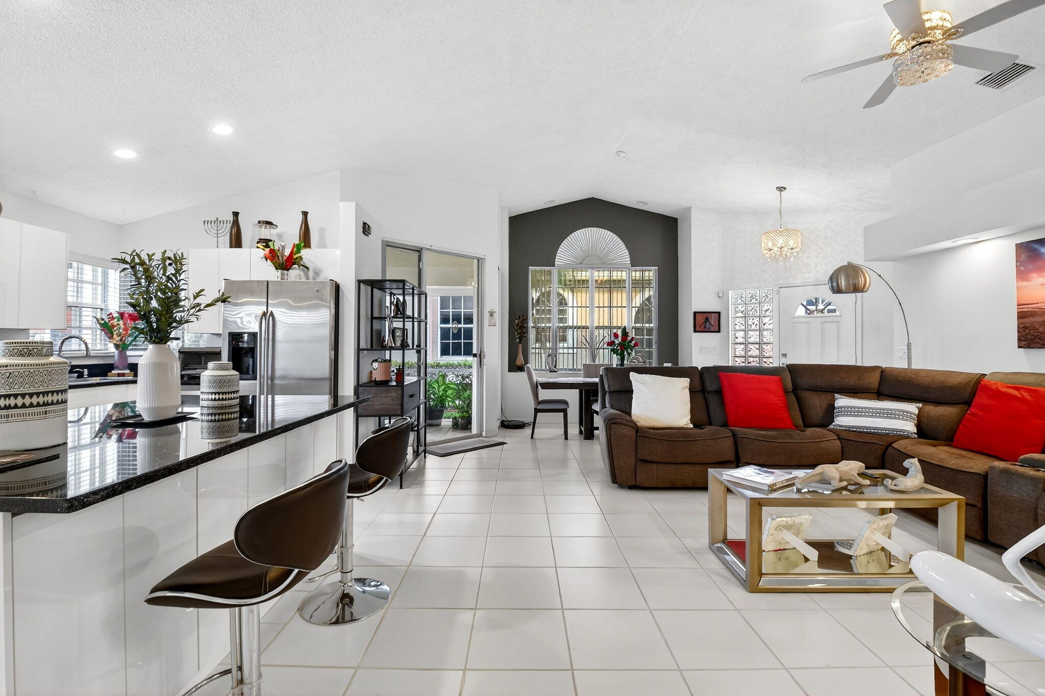 FAIRFIELDS LACUNA 1 - Residential